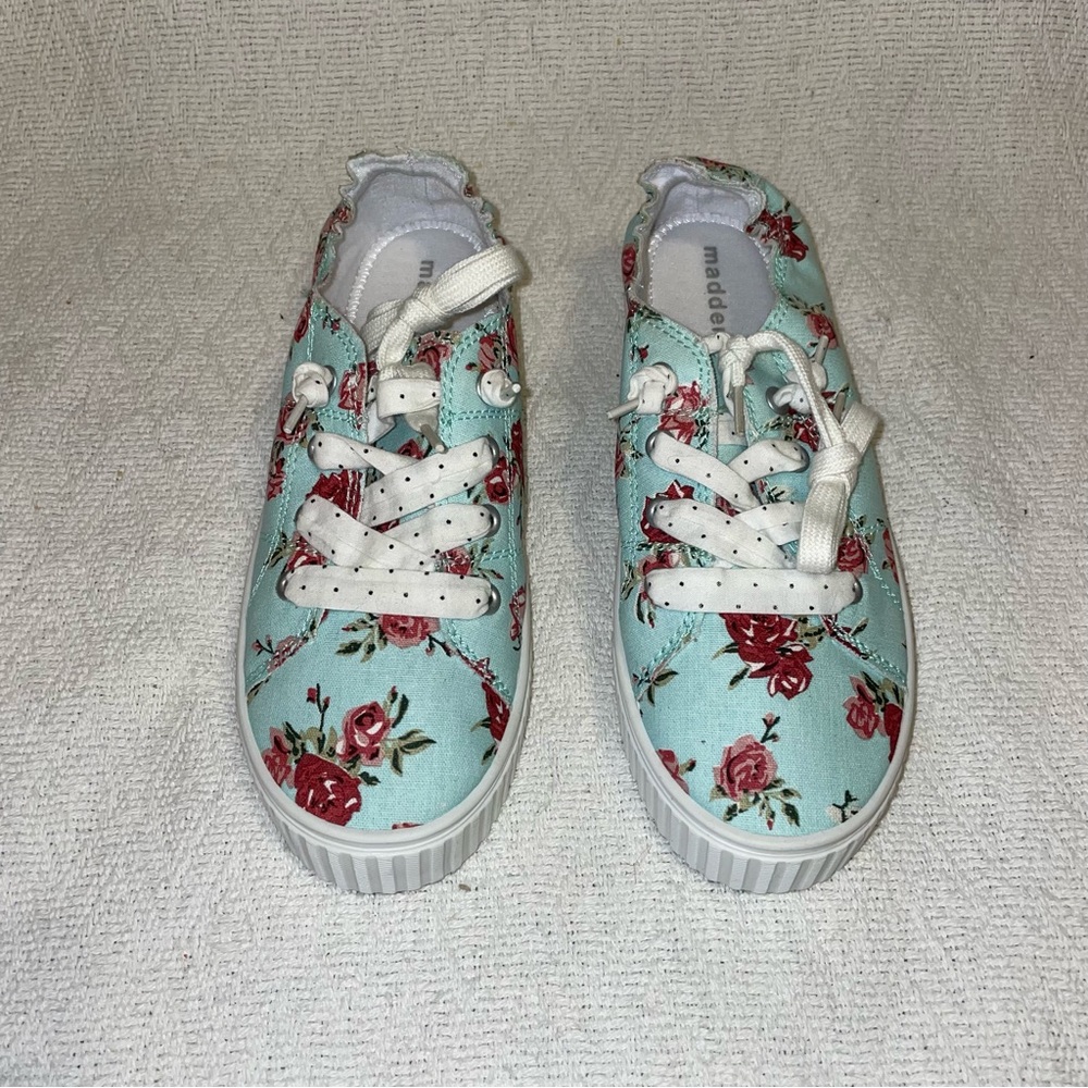 Madden Merisa  Light Blue Floral Elastic Polka Dot Pre-Tied Sneakers Shoes 6 1/2